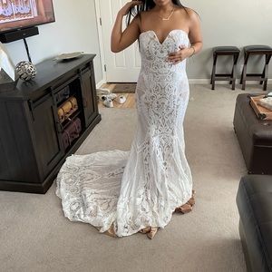 Wedding dress